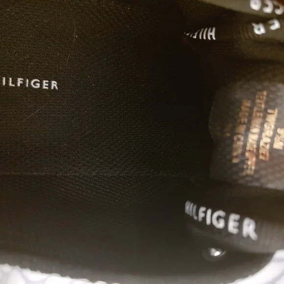 Tommy Hilfiger sneakers - Picture 10 of 10